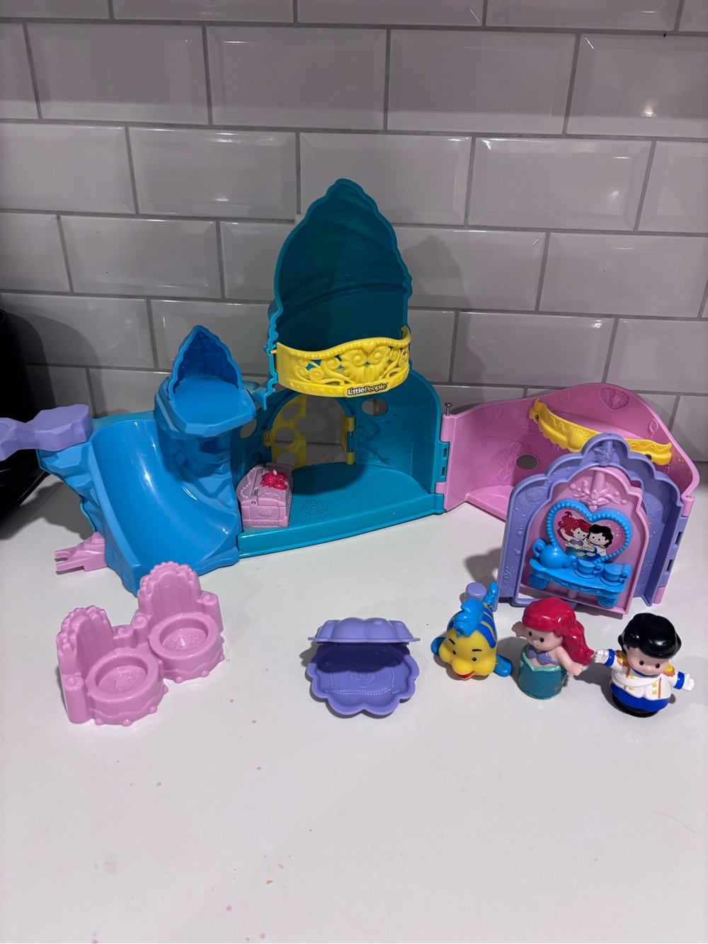 Fisher Price Little People Disney Little Mermaid Ariel's Palace- see pictures